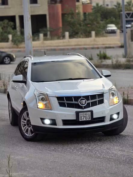 كاديلاك SRX 2012 - صورة 1