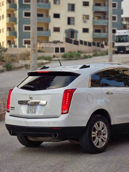 كاديلاك SRX 2012 - صورة 2