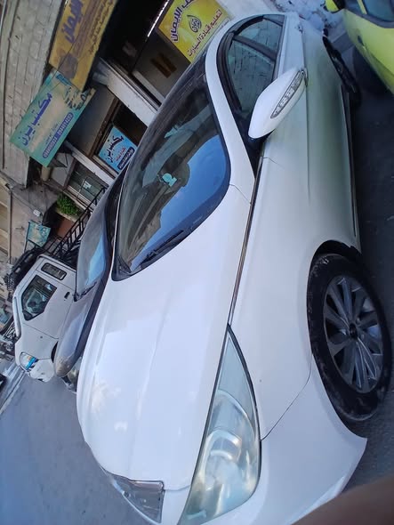 هيونداي سوناتا 2011 - صورة 2