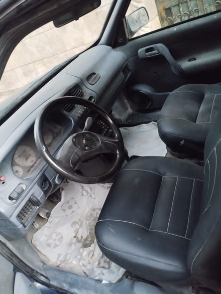 سكودا بيك أب 1996 - صورة 5