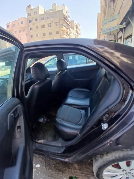 كيا فورتي 2010 - صورة 3