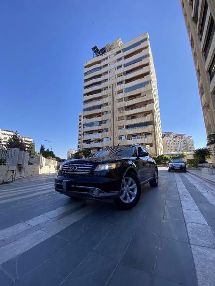إنفينيتي اف اكس 35 2005 - صورة 1