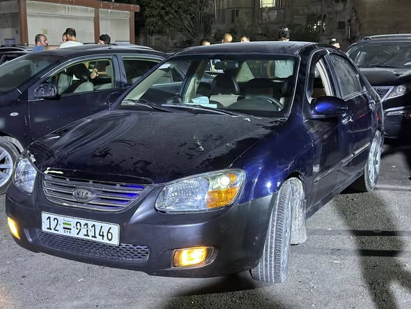 كيا سيراتو 2008 - صورة 1
