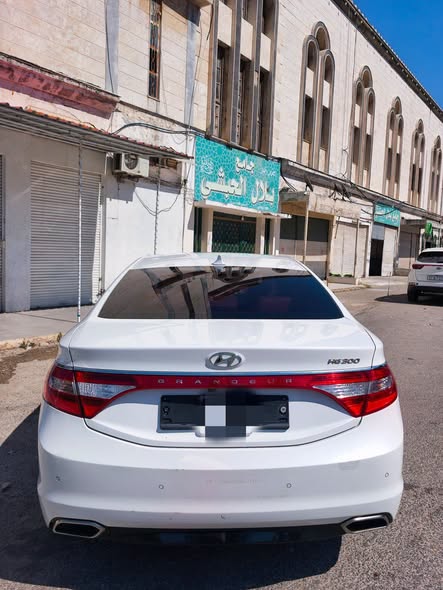 هونداي أزيرا 2015 - صورة 1