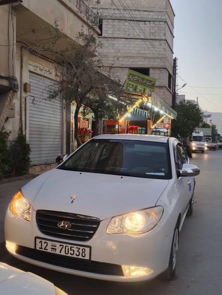 هيونداي إلنترا 2009 - صورة 1
