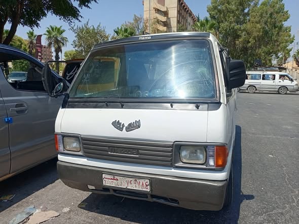 مازدا مكرو 1994 - صورة 1
