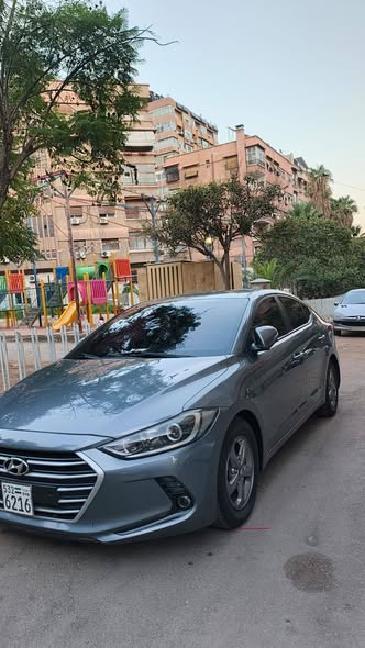 هيونداي أفانتي 2017 - صورة 3