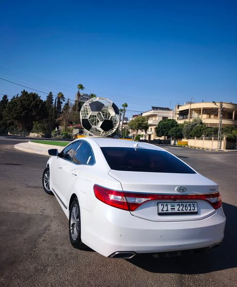 هونداي أزيرا 2015 - صورة 2