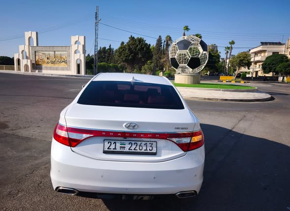 هونداي أزيرا 2015 - صورة 2