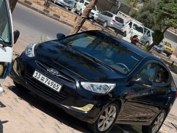 هيونداي إكسنت 2012 - صورة 4