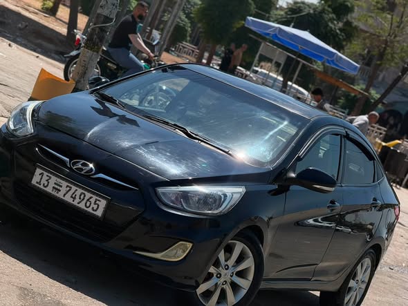 هيونداي إكسنت 2012 - صورة 5