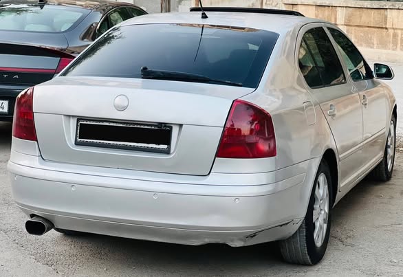 سكودا اوكتافيا 2007 - صورة 3