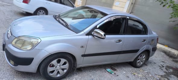 كيا ريو 2008 - صورة 2