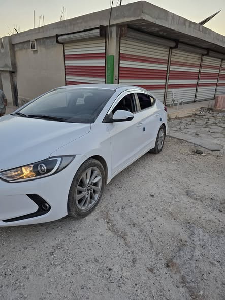 هيونداي افانتي 2018 - صورة 2