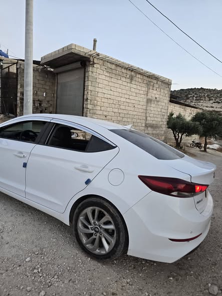 هيونداي افانتي 2018 - صورة 5