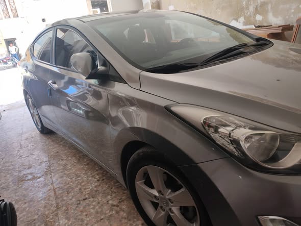 هيونداي افانتي 2013 - صورة 3
