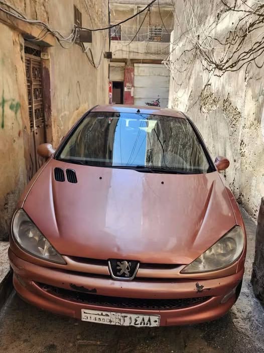 بيجو 206 2006
