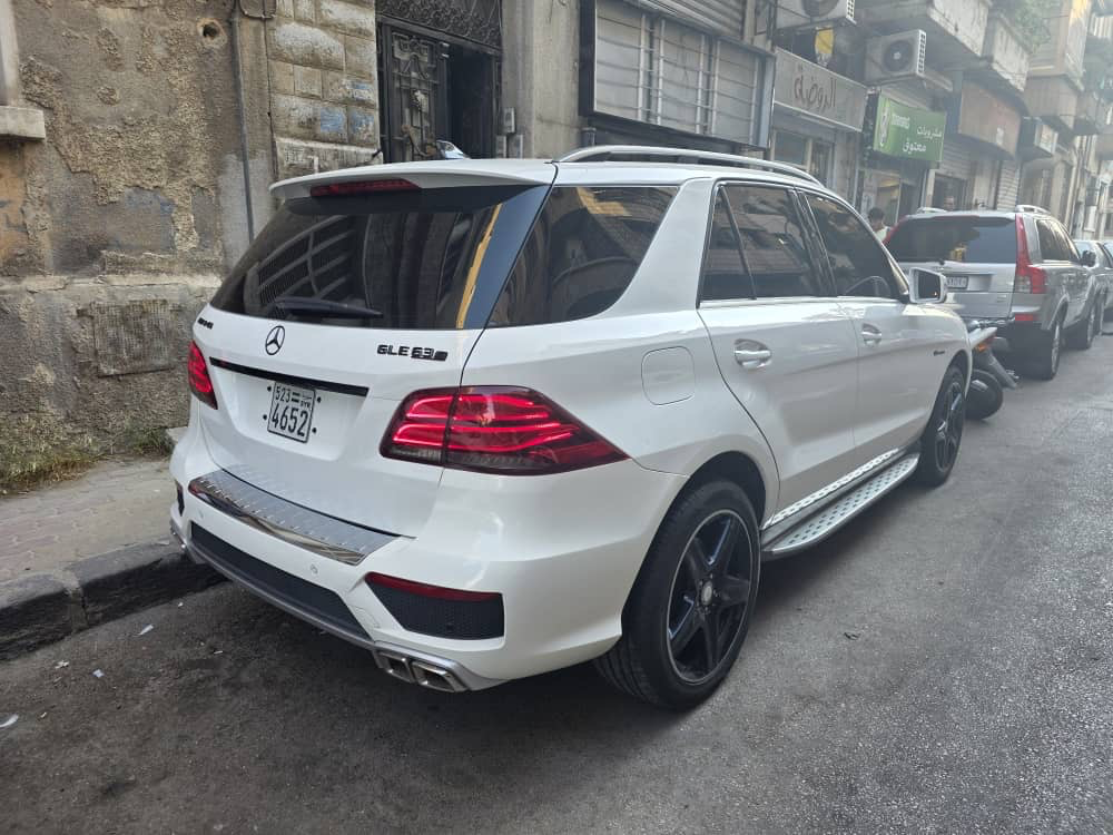 سيارة Mercedes ML63 AMG للبيع - صورة 3