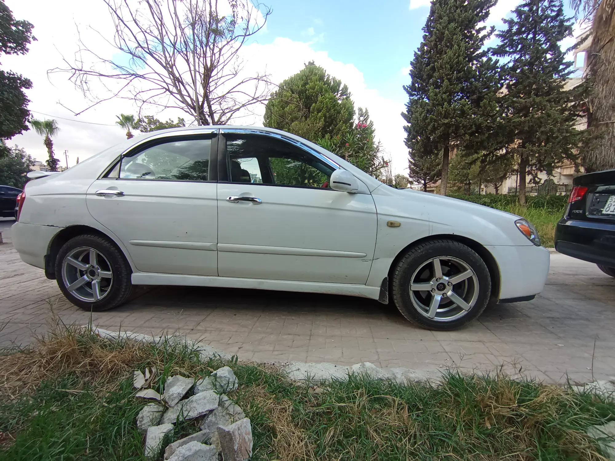 كيا سبكترا 2005 - اقتصادية وموثوقة - صورة 2