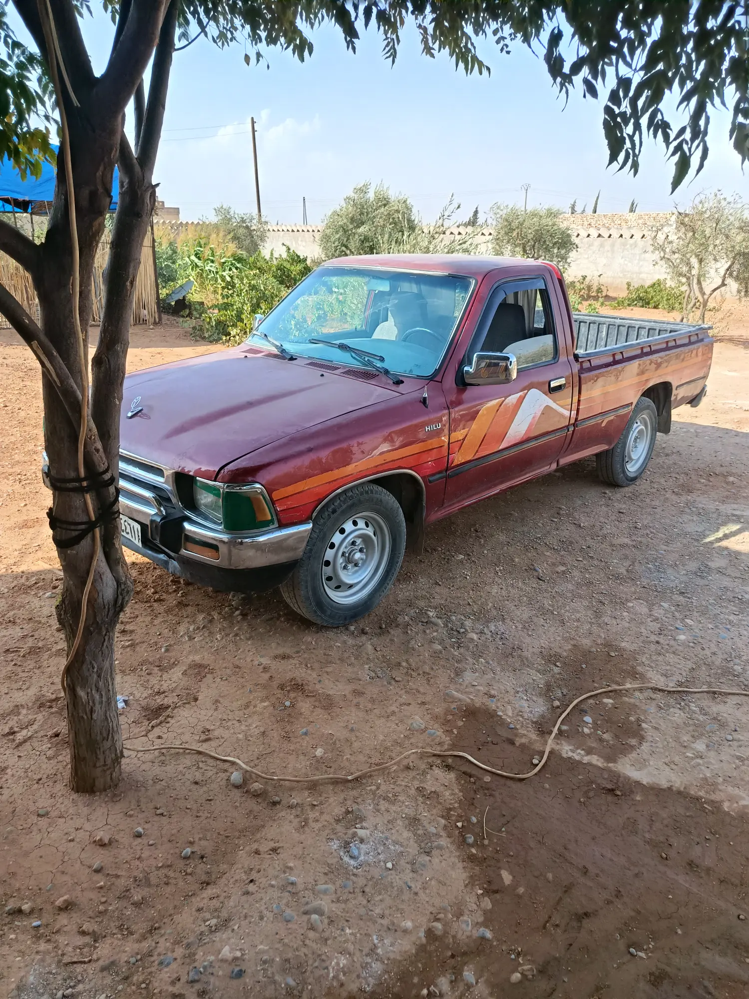 تويوتا بيك أب 1993 بحالة ممتازة - صورة 3