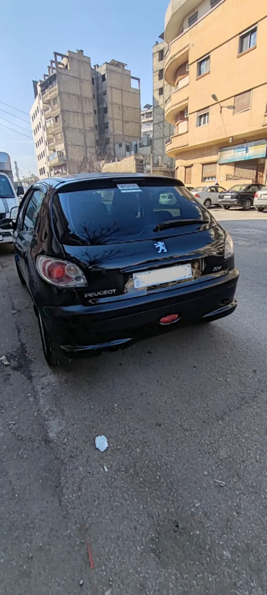 بيجو 206 موديل 2006 بحالة جيدة - صورة 1