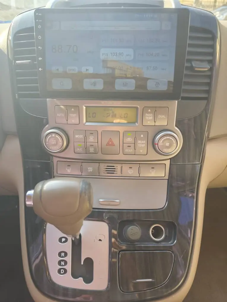 كيا كرنفال 2012 عائلية ومريحة - صورة 8