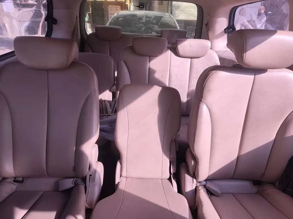 كيا كرنفال 2012 عائلية ومريحة - صورة 11