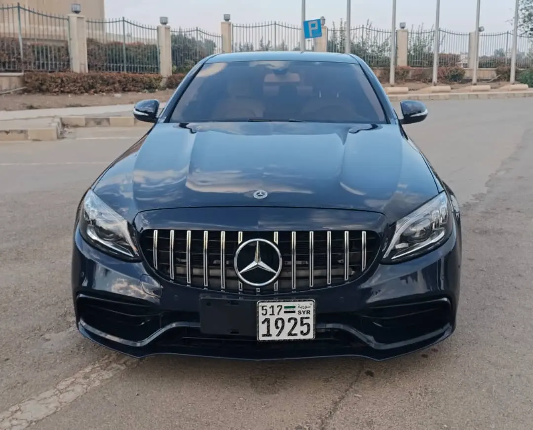 مارسيدس c300 2015 - صورة 1