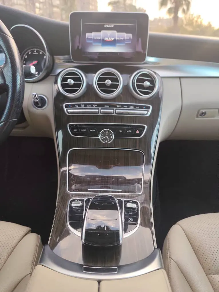 مارسيدس c300 2015 - صورة 11