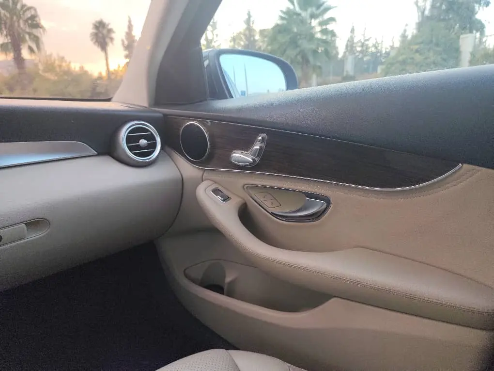 مارسيدس c300 2015 - صورة 18