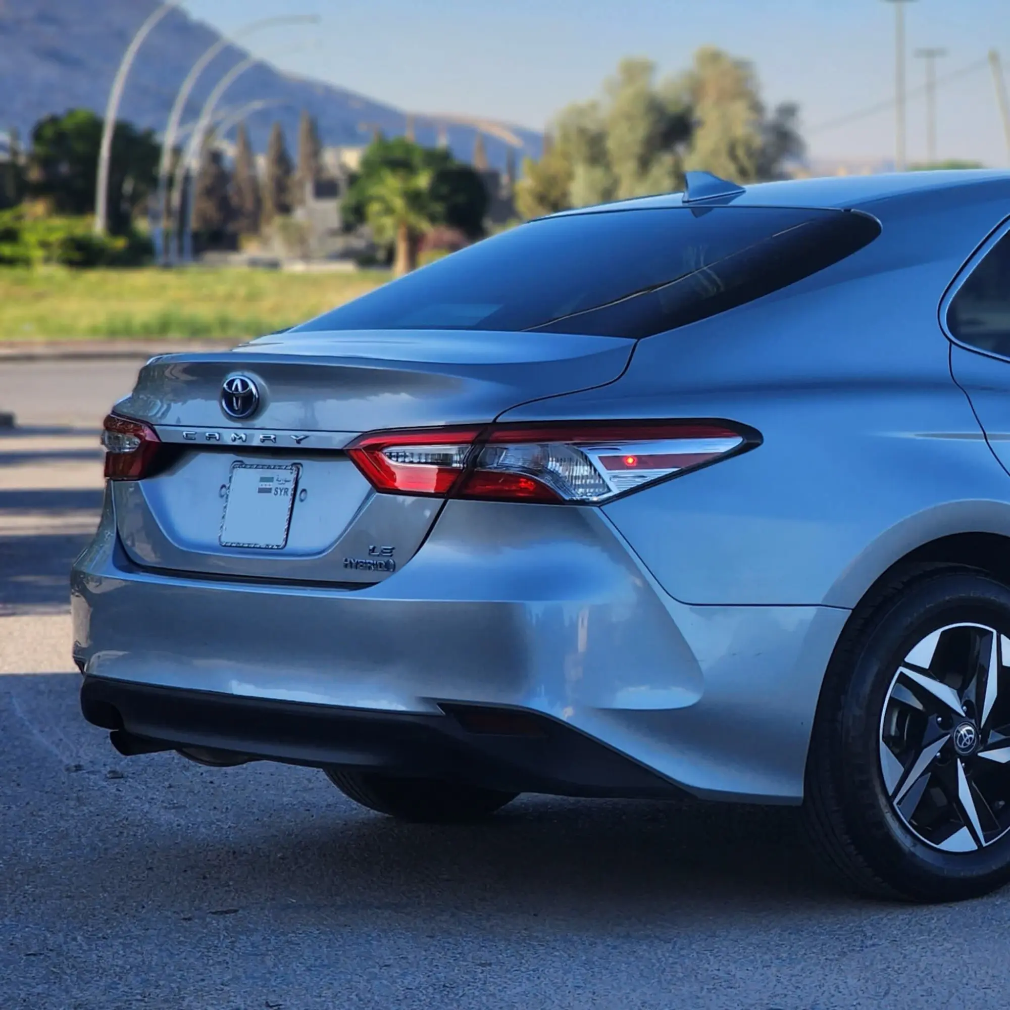 تويوتا كامري هايبرد 2020 - صورة 7