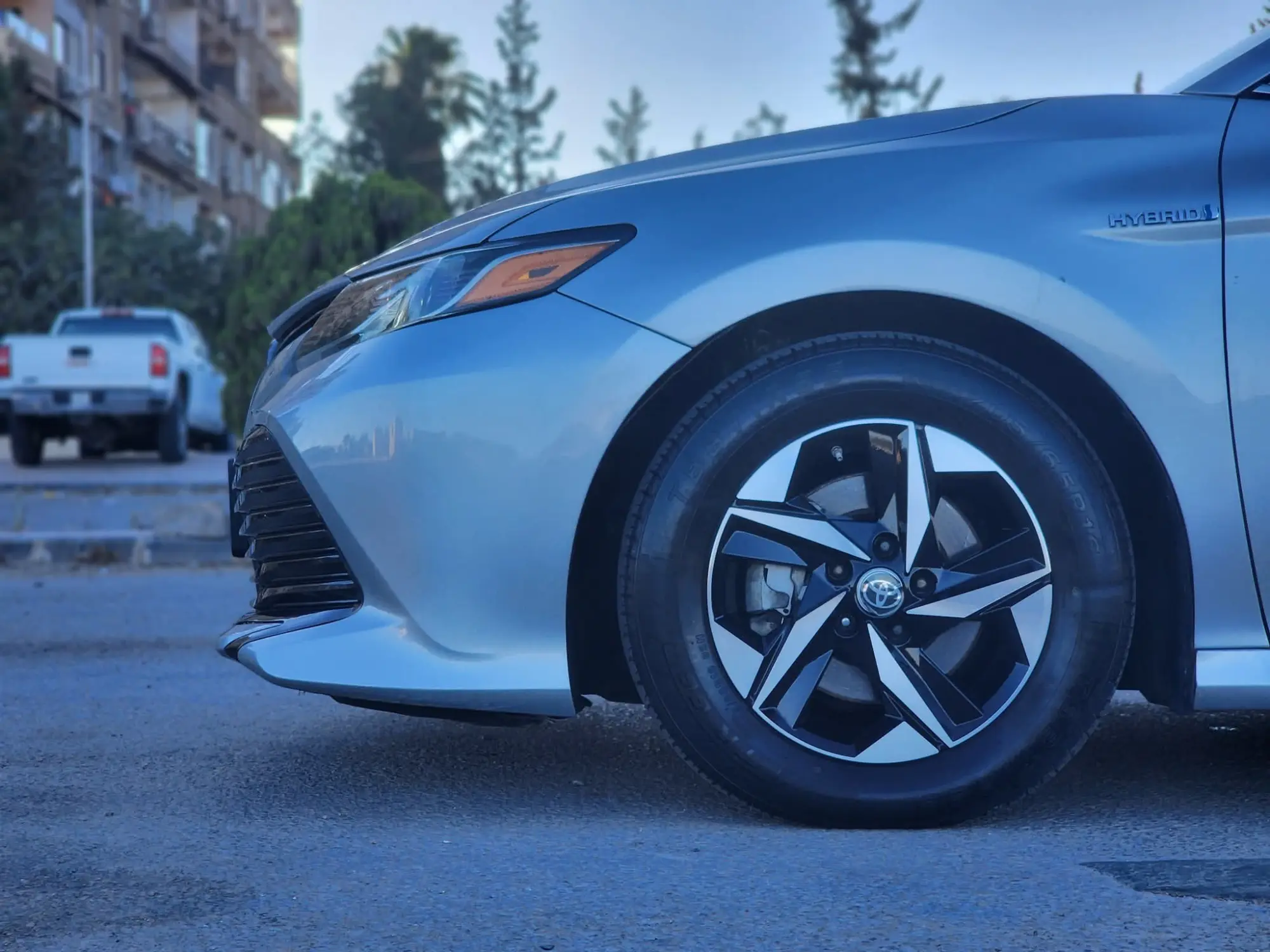 تويوتا كامري هايبرد 2020 - صورة 8