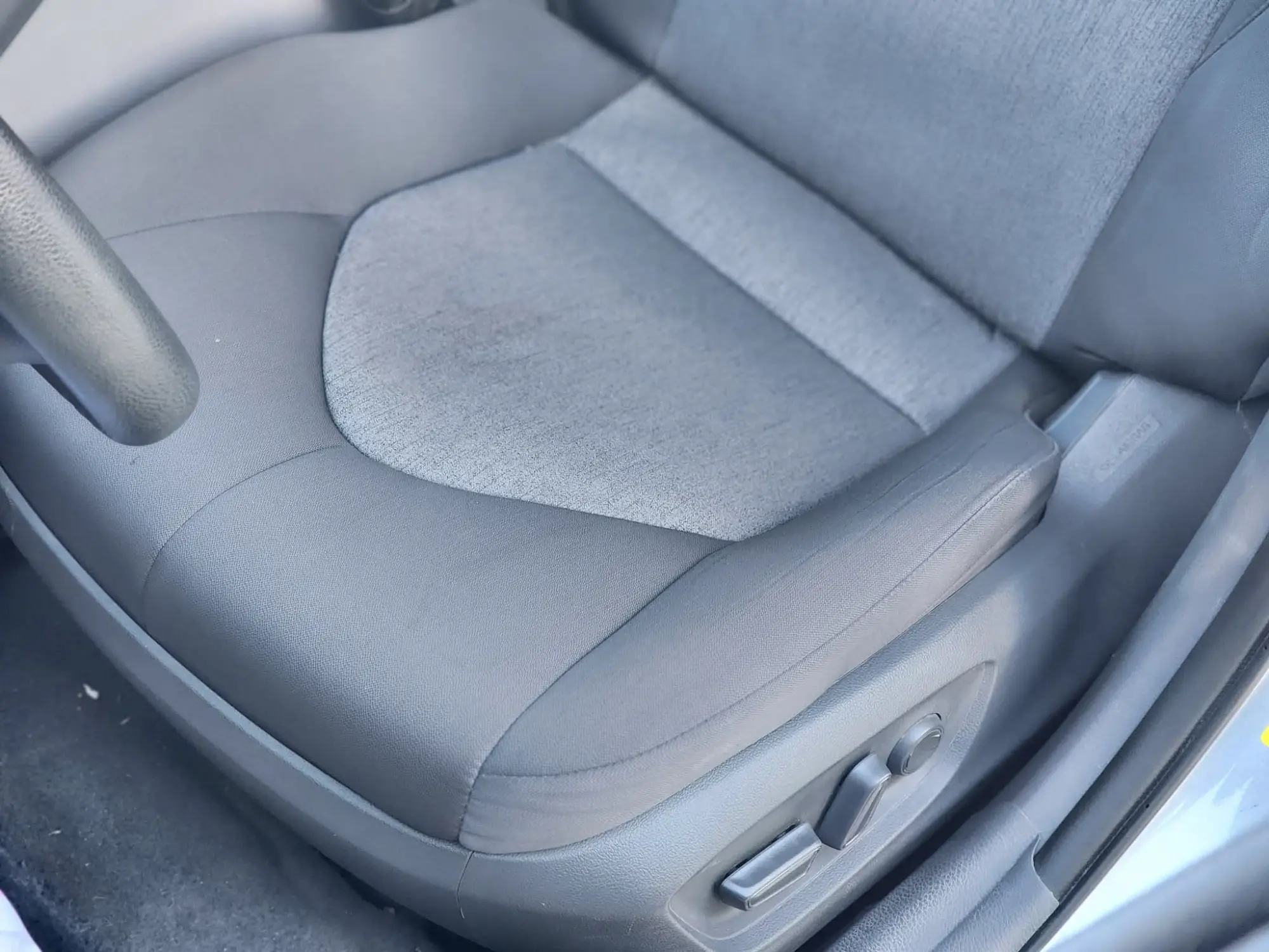 تويوتا كامري هايبرد 2020 - صورة 21