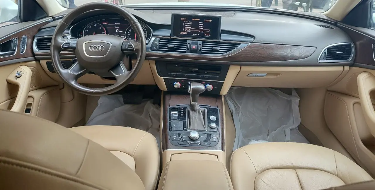 أودي A6 2013 - صورة 11