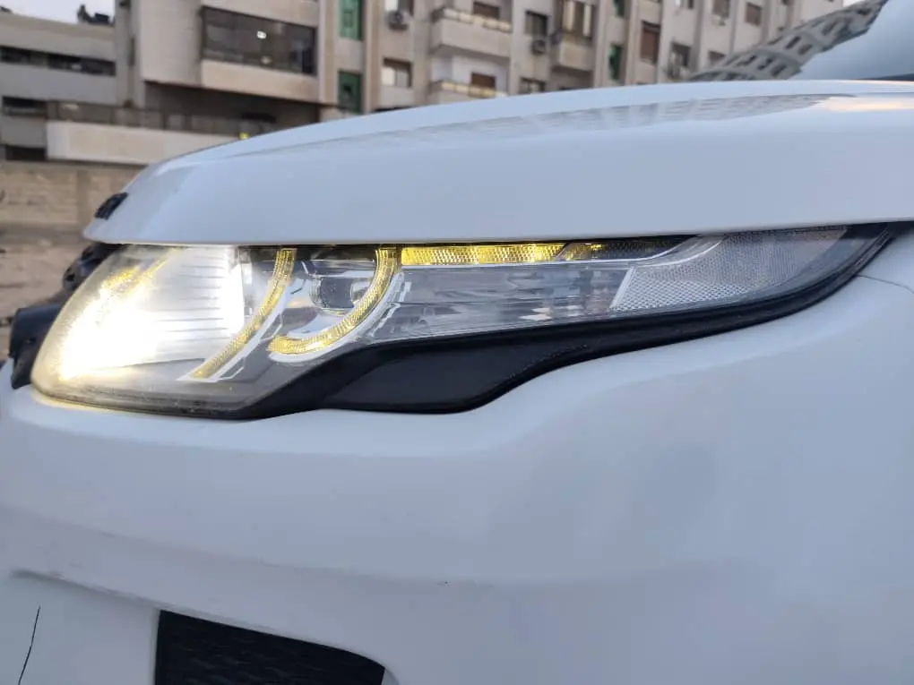 رنج روفر أيفوك 2015 - صورة 5