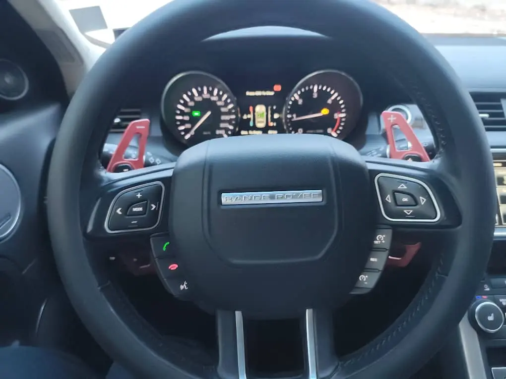 رنج روفر أيفوك 2015 - صورة 10
