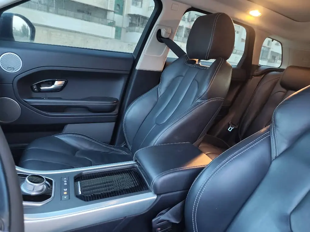 رنج روفر أيفوك 2015 - صورة 16