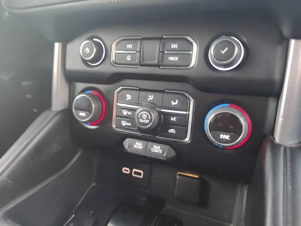 شفروليه تاهو 2022 - صورة 8