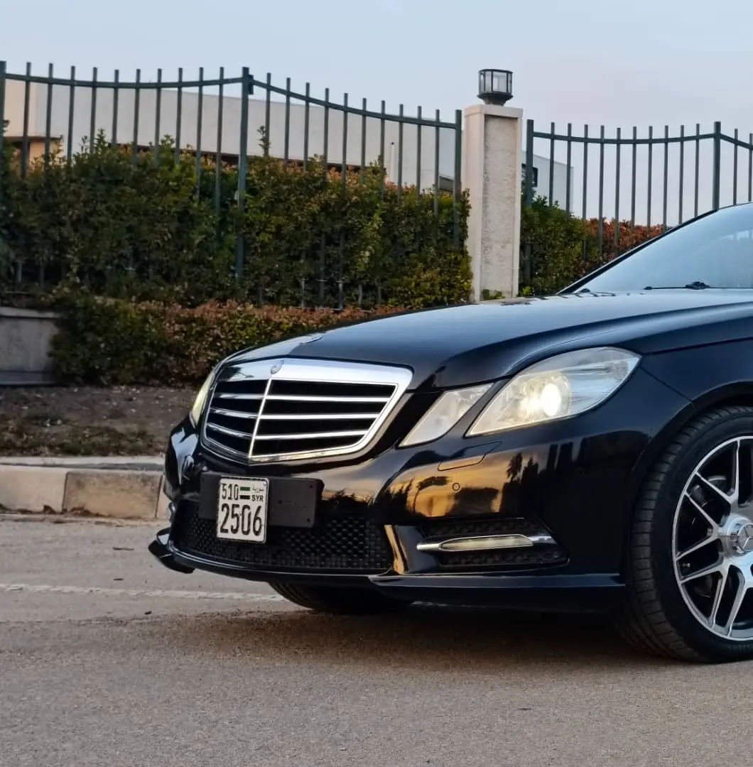 MERCEDES BENZ E300 2012 - صورة 6
