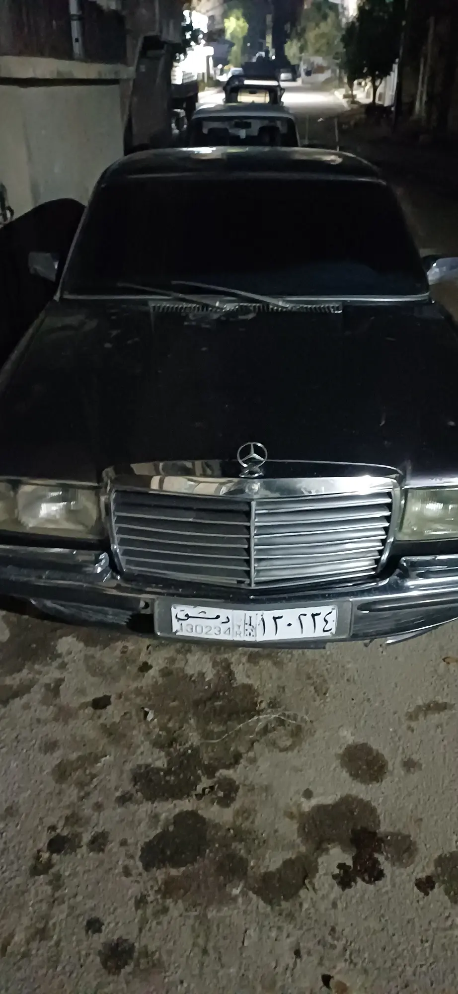 مرسيدس-بنز S-Class 1977 كلاسيكية للبيع بحالة ممتازة - صورة 2