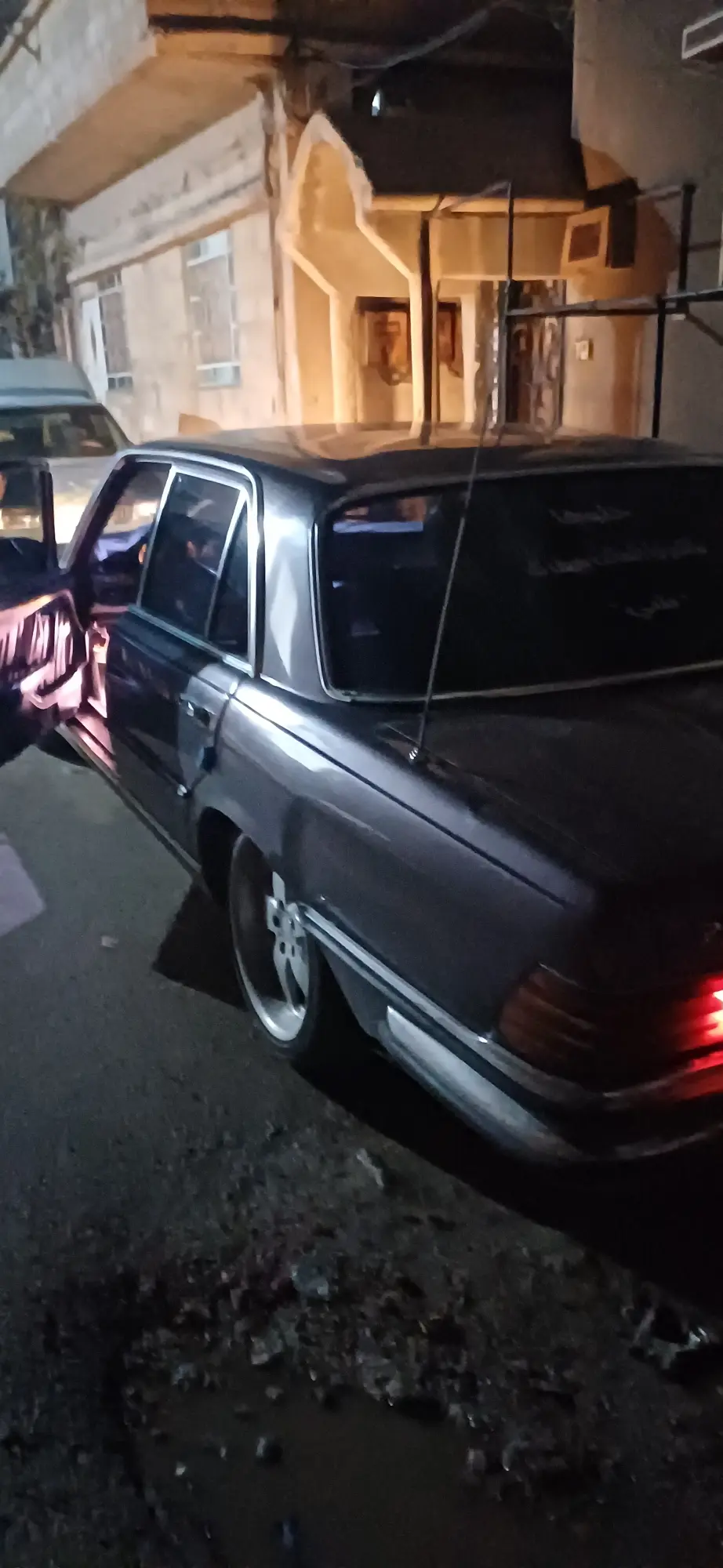 مرسيدس-بنز S-Class 1977 كلاسيكية للبيع بحالة ممتازة - صورة 6