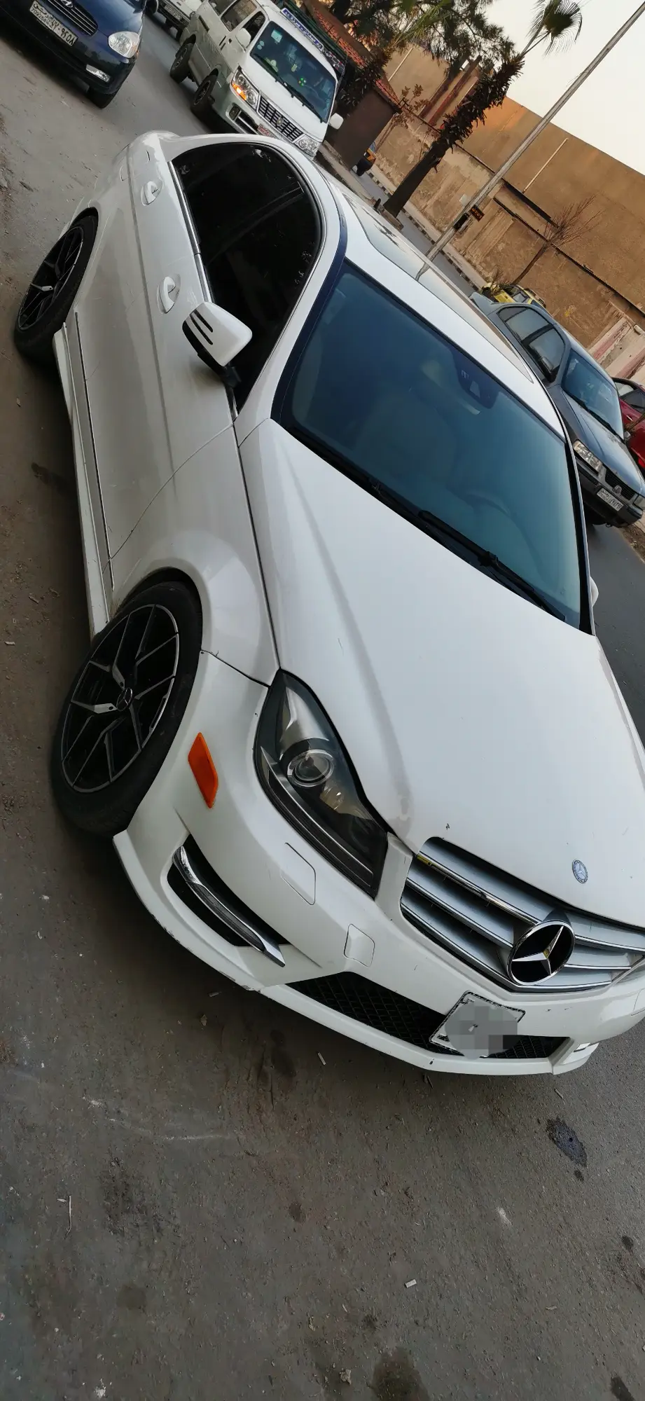 مرسيدس-بنز C-Class 2013 فاخرة c300  - صورة 1
