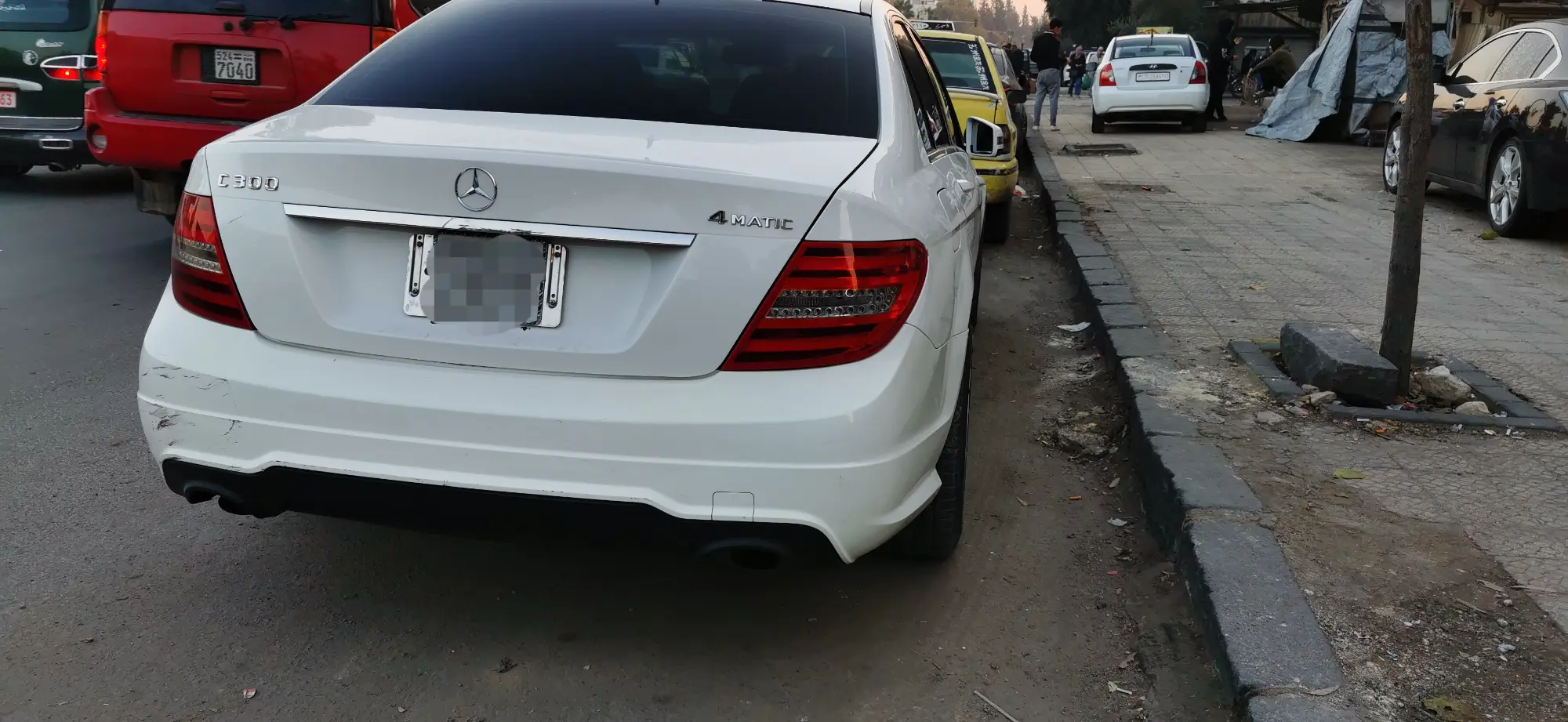 مرسيدس-بنز C-Class 2013 فاخرة c300  - صورة 3