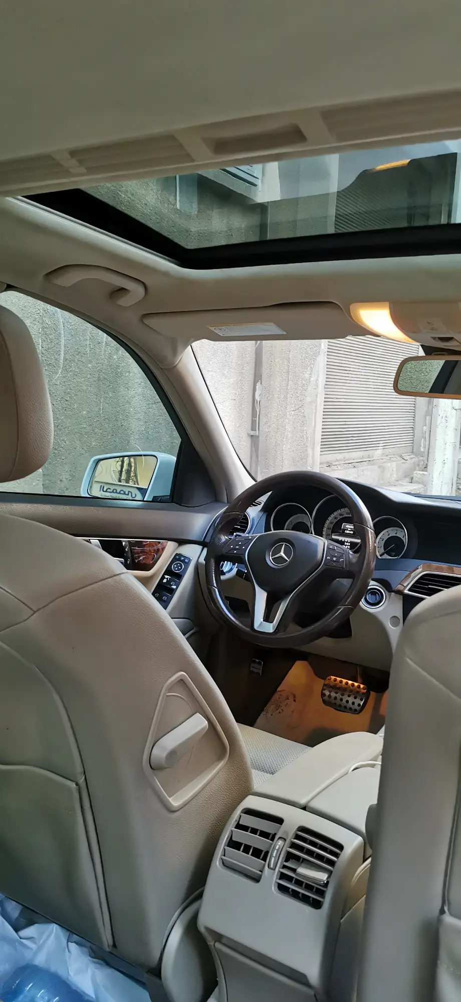 مرسيدس-بنز C-Class 2013 فاخرة c300  - صورة 6