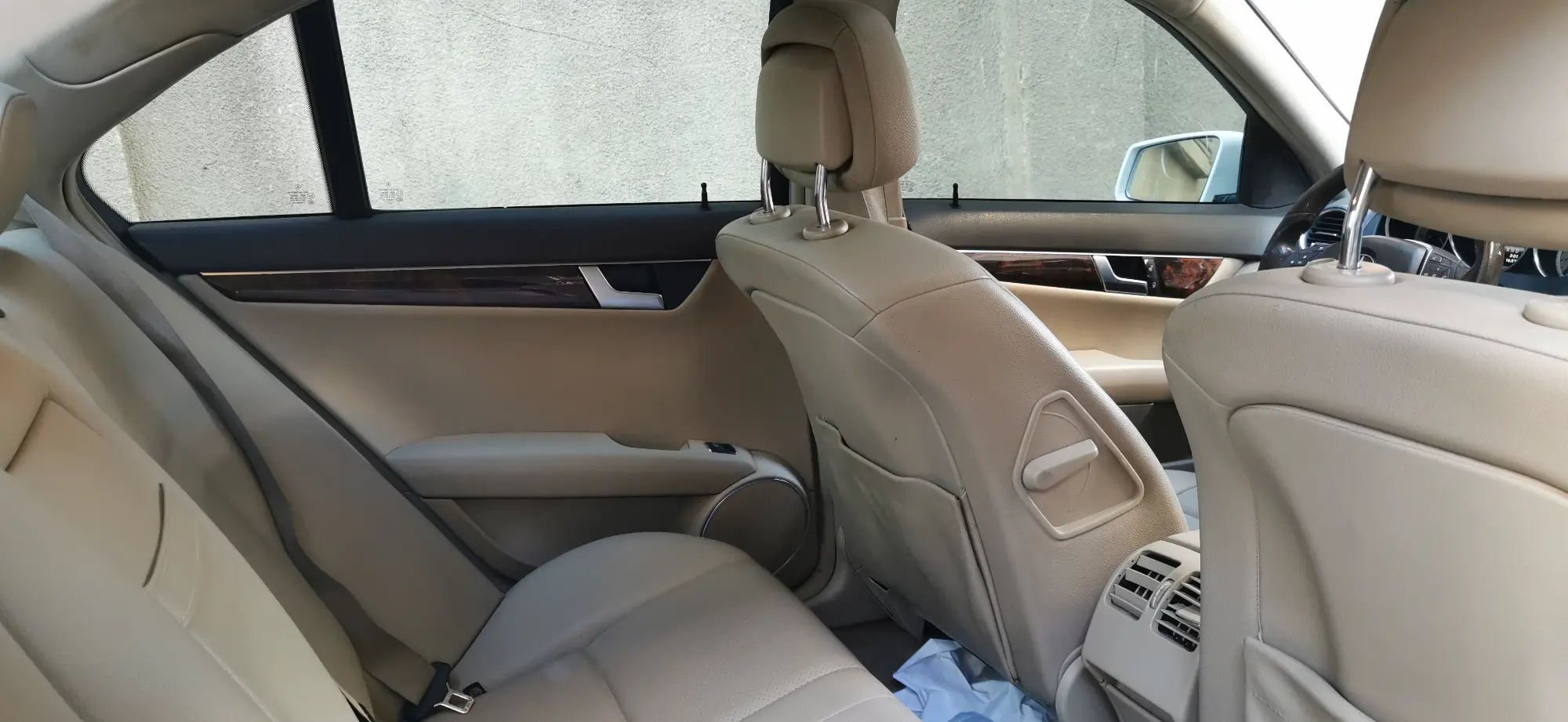 مرسيدس-بنز C-Class 2013 فاخرة c300  - صورة 7