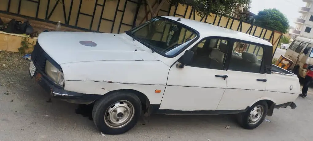 داسيا 1310 بيك أب 1993 للبيع بحالة جيدة - صورة 4