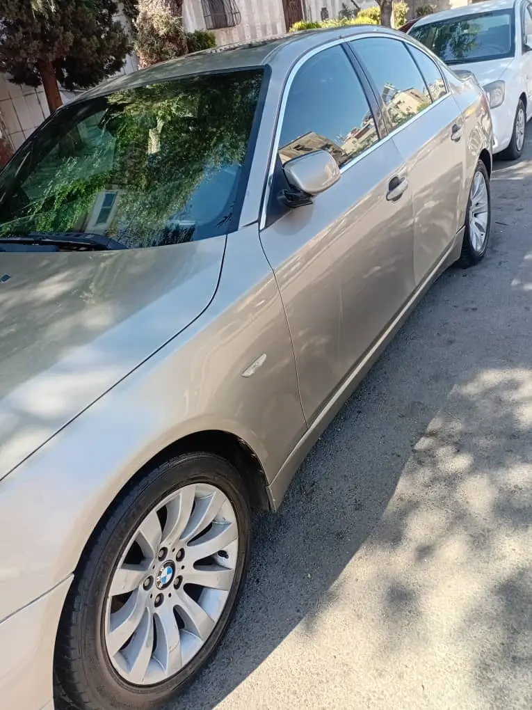 سيارة بي ام 520i copra 2009  للبيع - صورة 2