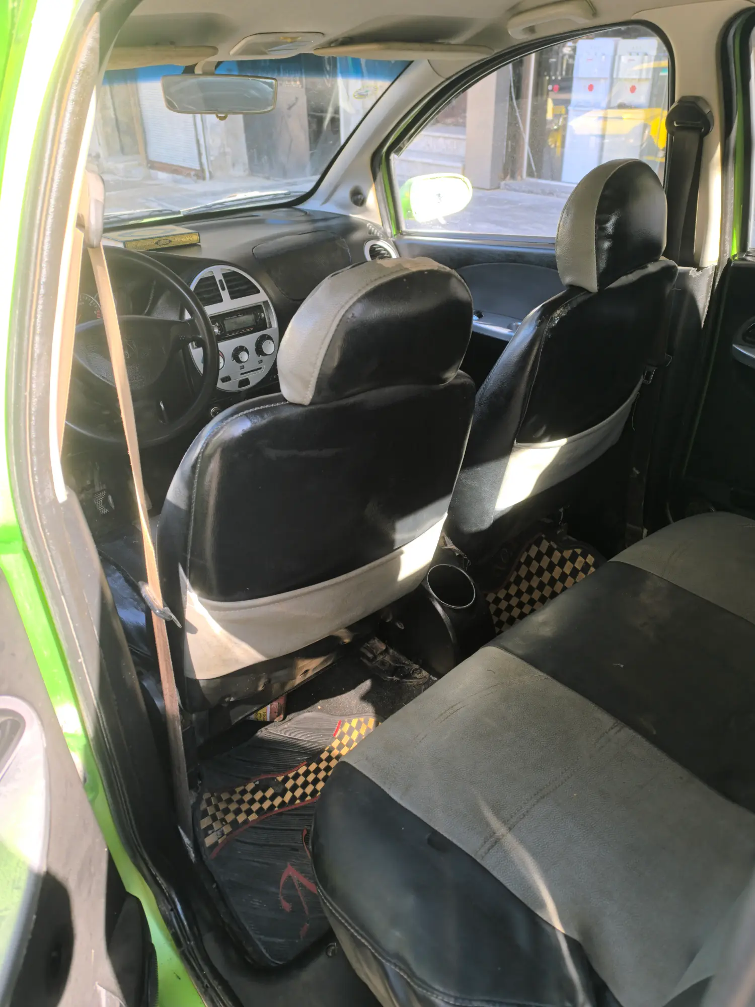 شانا بيني 2006 هاتشباك اقتصادية - صورة 3