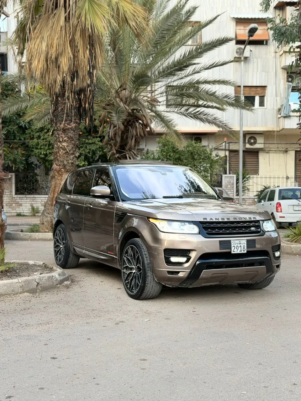 رانج روفر سبورت 2014 - صورة 6