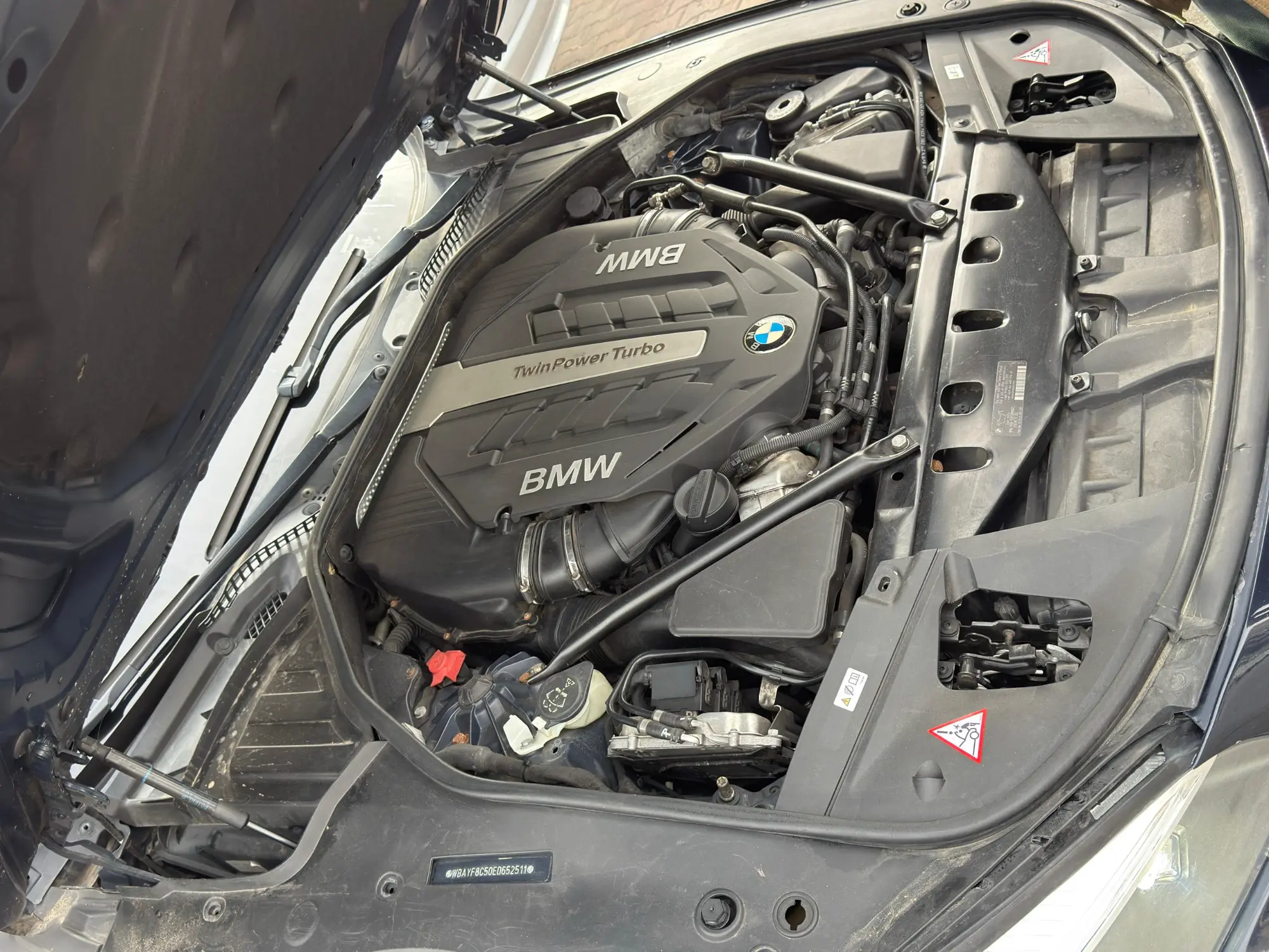 BMW 750 Li 2014 - صورة 3